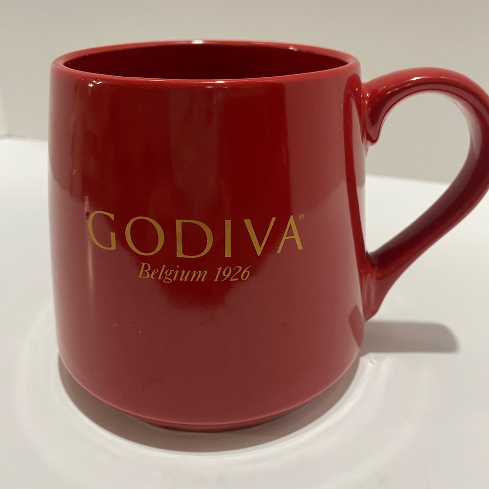 Godiva Belgium 1926 Red Coffee Mug 16 oz Large Stoneware Gold Lettering
